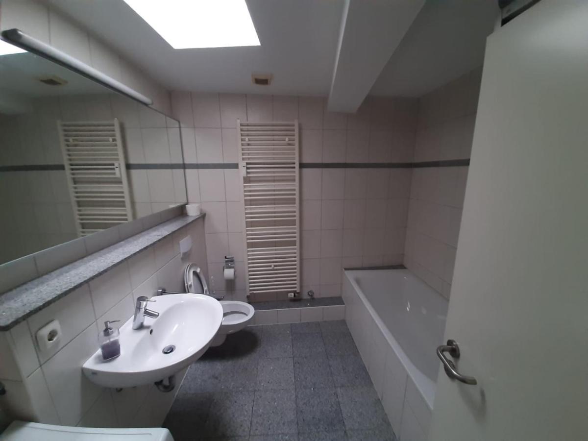 Avi City Burgplatz Apartments Ντίσελντορφ Εξωτερικό φωτογραφία